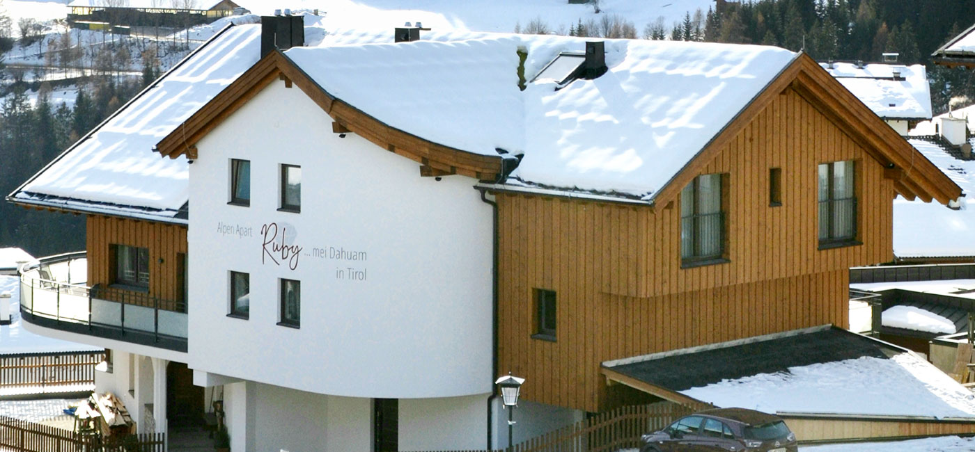 Hausansicht Alpenapart Ruby in Fiss